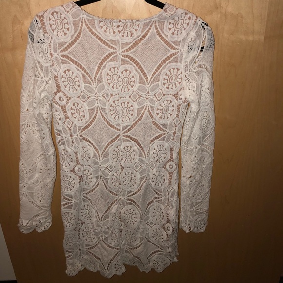 White lace dress - Picture 4 of 7